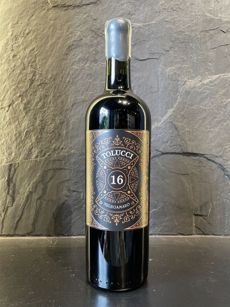 Rượu Vang Tolucci Limited 16% 750 ml